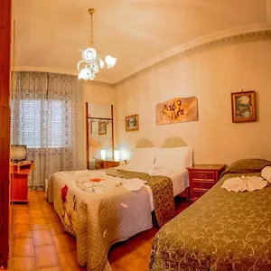 Hillary House Guest house Fiumicino