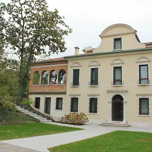 Oriani Guest house